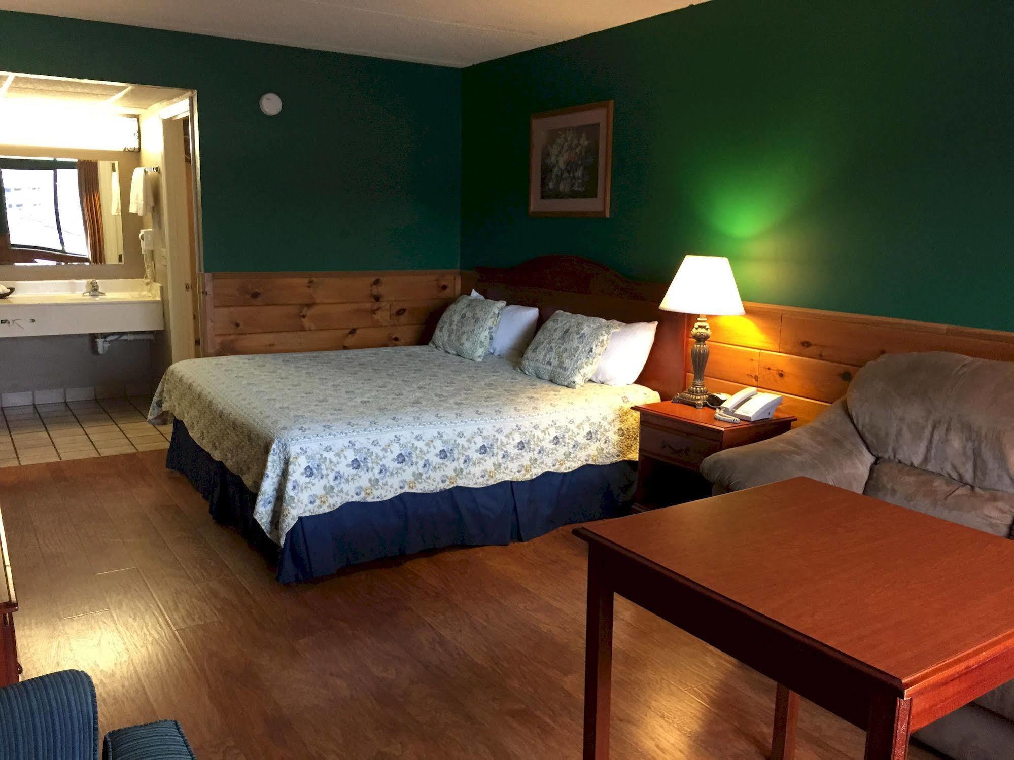 פיג'ן פורג' Mountain Breeze Motel מראה חיצוני תמונה
